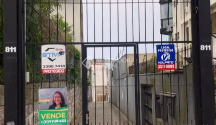 Terreno em condomínio fechado à venda na Rua Doutor Barcelos, 811, Tristeza, Porto Alegre, 420 m2 por R$ 477.000