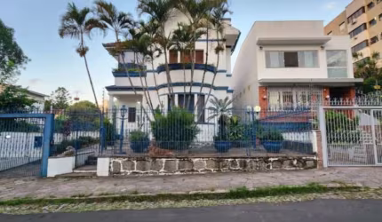Casa com 4 quartos à venda na Rua Zamenhoff, 24, São João, Porto Alegre, 486 m2 por R$ 2.200.000