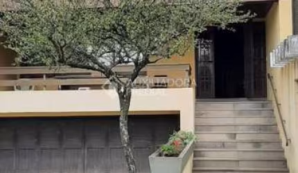 Casa com 3 quartos à venda na Rua Intendente Alfredo Azevedo, 341, Glória, Porto Alegre, 280 m2 por R$ 2.300.000