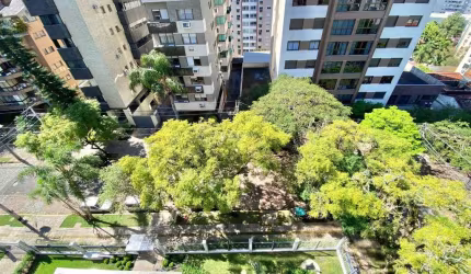 Apartamento com 3 quartos à venda na Rua Faria Santos, 687, Petrópolis, Porto Alegre, 125 m2 por R$ 1.910.000