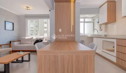 Apartamento com 2 quartos à venda na Avenida Wenceslau Escobar, 2038, Tristeza, Porto Alegre, 62 m2 por R$ 479.000