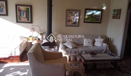 Terreno em condomínio fechado à venda na Rua Felipe Becker, 419, Três Figueiras, Porto Alegre, 300 m2 por R$ 1.195.000