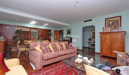 Casa em condomínio fechado com 4 quartos à venda na Rua João Caetano, 300, Três Figueiras, Porto Alegre, 430 m2 por R$ 2.400.000
