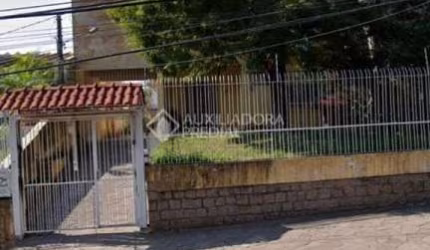 Casa com 3 quartos à venda na Rua Corrêa Lima, 708, Santa Tereza, Porto Alegre, 310 m2 por R$ 1.190.000