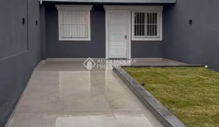 Casa com 1 quarto à venda na Hugo Cardoso, 366, Fortuna, Sapucaia do Sul, 30 m2 por R$ 295.000