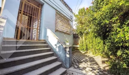 Casa em condomínio fechado com 3 quartos à venda na Rua Guilherme Alves, 1676, Petrópolis, Porto Alegre, 200 m2 por R$ 650.000
