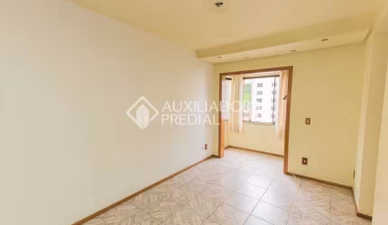 Apartamento com 2 quartos à venda na Avenida Salvador Leão, 1050, Sarandi, Porto Alegre, 52 m2 por R$ 230.000