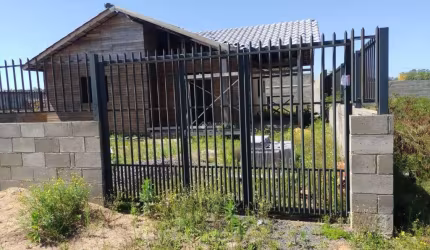 Casa com 2 quartos à venda na Rua Fermino Martins Prates, 586, Vila Elsa, Viamão, 95 m2 por R$ 225.000