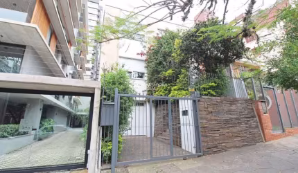Casa com 4 quartos à venda na Avenida Bagé, 451, Petrópolis, Porto Alegre, 289 m2 por R$ 2.340.000