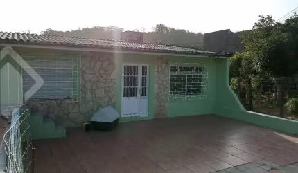 Casa com 3 quartos à venda na Estrada das Furnas, 110, Vila Nova, Porto Alegre, 164 m2 por R$ 350.000