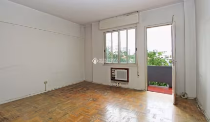 Apartamento com 3 quartos à venda na Avenida Cristóvão Colombo, 2424, Floresta, Porto Alegre, 115 m2 por R$ 550.000