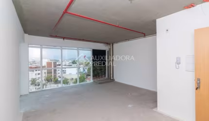 Sala comercial à venda na Avenida Senador Tarso Dutra, 135, Petrópolis, Porto Alegre, 34 m2 por R$ 425.000