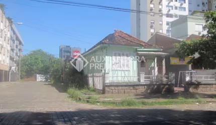 Terreno em condomínio fechado à venda na Rua Monsenhor Veras, 712, Santana, Porto Alegre, 484 m2 por R$ 1.300.000