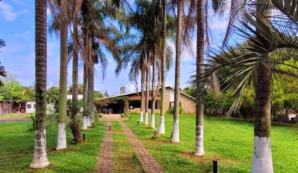 Casa com 3 quartos à venda na Rua Regência, 545, Sítio Ipiranga, Cachoeirinha, 200 m2 por R$ 1.500.000