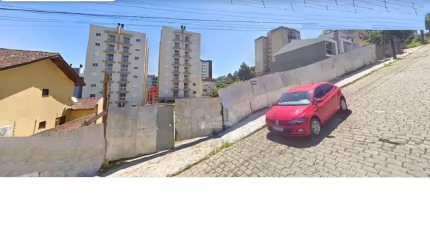 Terreno à venda na Rua Cubilai Schio, 999, Nossa Senhora da Saúde, Caxias do Sul, 360 m2 por R$ 270.000