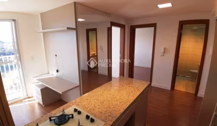 Apartamento com 2 quartos à venda na Rua Osmar Alves da Rosa, 110, Petrópolis, Caxias do Sul, 39 m2 por R$ 200.000