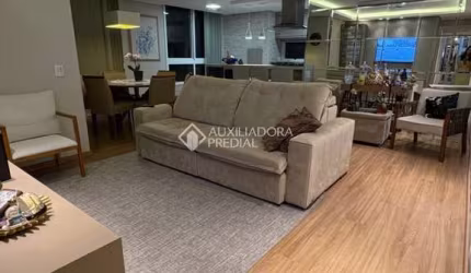 Apartamento com 3 quartos à venda na Rua Treze de Maio, 1604, Cristo Redentor, Caxias do Sul, 110 m2 por R$ 850.000