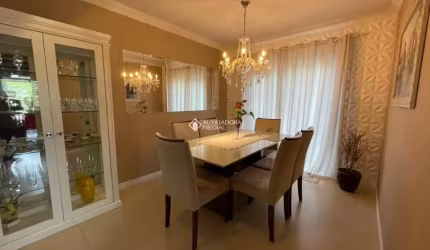 Casa em condomínio fechado com 4 quartos à venda na VILLAGIO, 1005, Mato Queimado, Gramado, 213 m2 por R$ 1.800.000