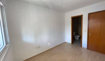 Casa com 2 quartos à venda na Francisco Bertolucci, 553, Leodoro de Azevedo, Canela, 85 m2 por R$ 610.000