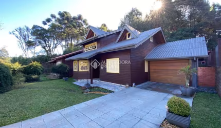 Casa com 3 quartos à venda na Roma, 221, Mato Queimado, Gramado, 177 m2 por R$ 850.000