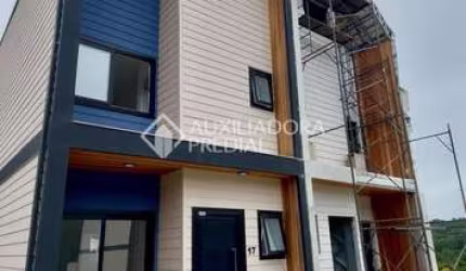 Casa com 3 quartos à venda na Rua Fernando Ferrari, 1000, Vila Luiza, Canela, 137 m2 por R$ 984.000
