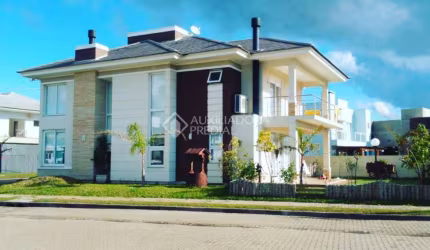 Casa em condomínio fechado com 3 quartos à venda na LOTE 26, 26, Centro, Xangri-Lá, 248 m2 por R$ 2.900.000