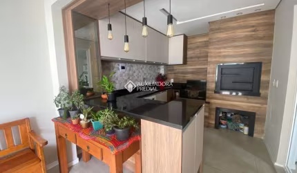 Casa com 2 quartos à venda na Avenida Vasco Alves Pereira, 790, Morada da Colina, Guaíba, 131 m2 por R$ 550.000
