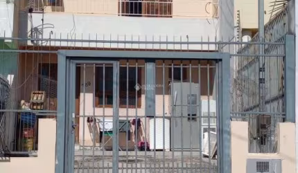 Casa com 3 quartos à venda na Avenida Vasco Alves Pereira, 7, Morada da Colina, Guaíba, 99 m2 por R$ 380.000