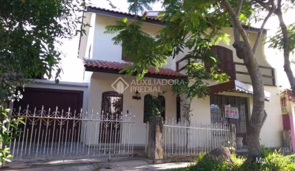 Casa em condomínio fechado com 4 quartos à venda na Rua Sergipe, 242, Parque 35, Guaíba, 300 m2 por R$ 659.000