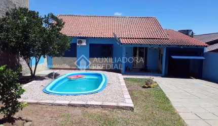 Casa em condomínio fechado com 3 quartos à venda na BARRA DO RIBEIRO, 441, Bom Fim, Guaíba, 90 m2 por R$ 380.000