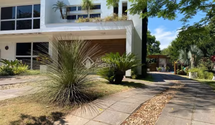 Casa em condomínio fechado com 4 quartos à venda na BORREGARD, 355, Alegria, Guaíba, 400 m2 por R$ 1.990.000