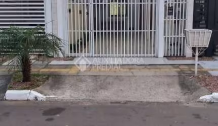 Casa com 2 quartos à venda na Rua Dona Josefa Eulália de Azevedo e Souza, 28, São José, Canoas, 64 m2 por R$ 408.100
