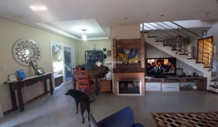 Casa com 4 quartos à venda na CACHIMBO, DO, 75, Alegria, Guaíba, 210 m2 por R$ 1.500.000