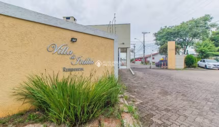 Casa em condomínio fechado com 3 quartos à venda na Avenida do Nazario, 2111, Olaria, Canoas, 122 m2 por R$ 480.000