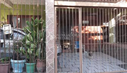 Casa com 4 quartos à venda na Rua Arno Kappel, 21, Farrapos, Porto Alegre, 285 m2 por R$ 255.000