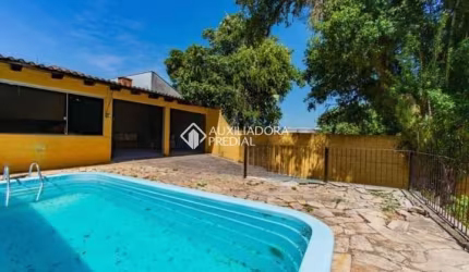 Casa com 3 quartos à venda na Rua Expedicionário, 293, Nossa Senhora das Graças, Canoas, 200 m2 por R$ 550.000