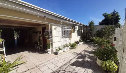 Casa com 3 quartos à venda na Rua Conceição, 145, Estância Velha, Canoas, 120 m2 por R$ 460.000