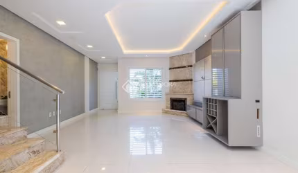 Casa com 3 quartos à venda na Rua dos Buritis, 488, Igara, Canoas, 218 m2 por R$ 1.250.000