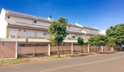 Casa em condomínio fechado com 4 quartos à venda na Rua Vereador Antônio Ferreira Alves, 570, Centro, Canoas, 150 m2 por R$ 790.000