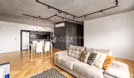 Apartamento com 2 quartos à venda na Rua Eduardo Mastalir, 50, São Sebastião, Porto Alegre, 75 m2 por R$ 741.000