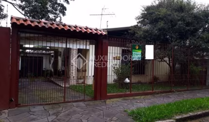 Casa em condomínio fechado com 3 quartos à venda na Rua Vicenta Maria, 80, Rubem Berta, Porto Alegre, 192 m2 por R$ 583.000