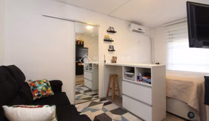 Apartamento com 1 quarto à venda na Avenida Palmira Gobbi, 820, Humaitá, Porto Alegre, 31 m2 por R$ 127.900