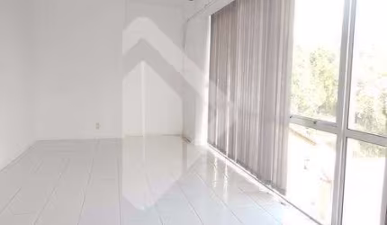 Sala comercial à venda na Avenida Cristóvão Colombo, 1371, Floresta, Porto Alegre, 33 m2 por R$ 134.900