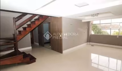 Cobertura com 3 quartos à venda na Rua Frederico Etzberger, 481, Nonoai, Porto Alegre, 298 m2 por R$ 935.000