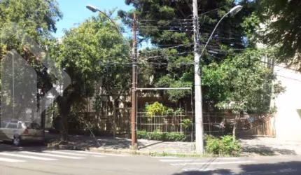 Prédio à venda na Rua Marcelo Gama, 41, São João, Porto Alegre, 353 m2 por R$ 1.500.000