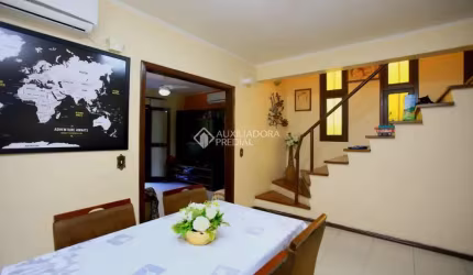 Casa com 4 quartos à venda na Ramiro Barcelos, 1910, 784, Floresta, Porto Alegre, 174 m2 por R$ 1.052.000