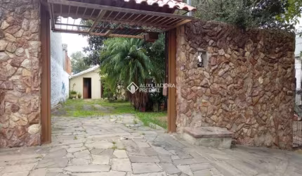 Casa com 3 quartos à venda na Rua Primeiro de Maio, 52, Partenon, Porto Alegre, 366 m2 por R$ 349.000