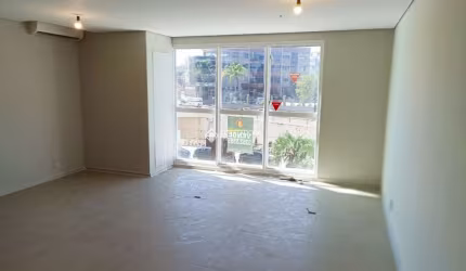 Sala comercial à venda na Avenida Senador Tarso Dutra, 161, Petrópolis, Porto Alegre, 35 m2 por R$ 380.000