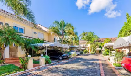 Casa em condomínio fechado com 3 quartos à venda na Rua Doutor Barcelos, 2317, Tristeza, Porto Alegre, 150 m2 por R$ 690.000