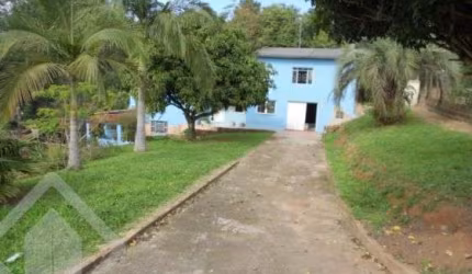Casa em condomínio fechado com 2 quartos à venda na Rua Vitorino José Goulart, 283, Jardim Krahe, Viamão, 186 m2 por R$ 500.000